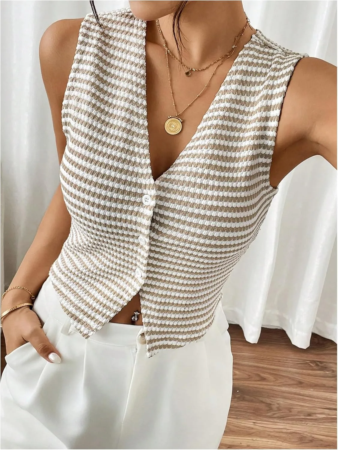 GORGLITTER Women's Sleeveless Cardigan Vest Business Casual Work Blazer Vests Waistcoat Fall Fashion Outfits 2024