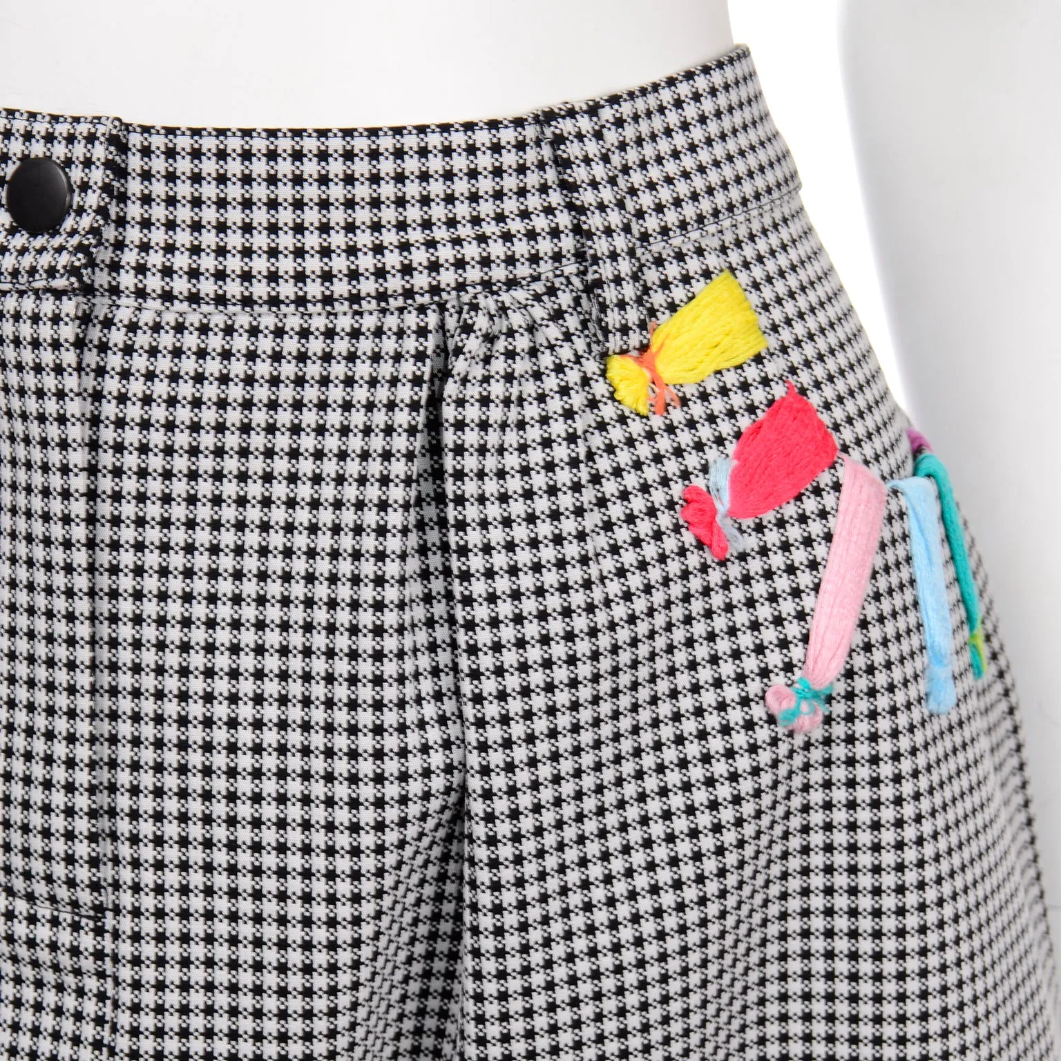 Mira Mikati Black & White Houndstooth Skirt W Colorful Knit Trim