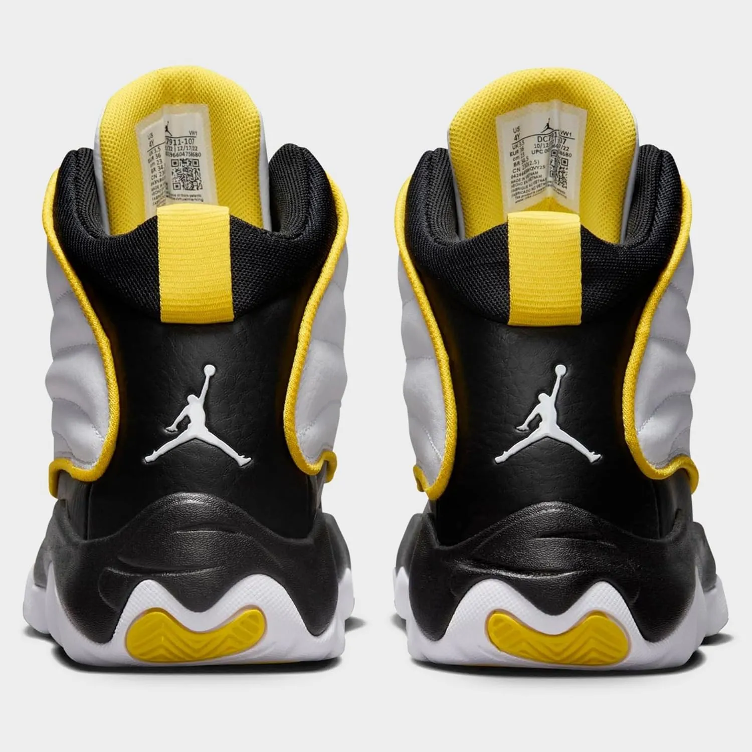 NIKE Jordan Pro Strong Big Kids' Shoes Grade School DC7911-105