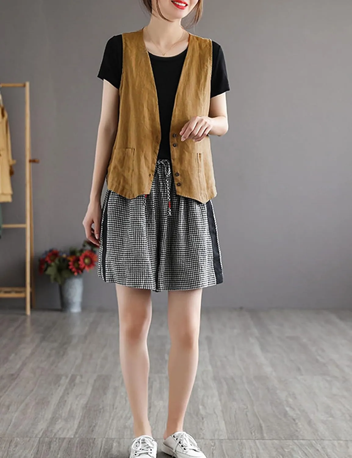 Zontroldy Womens Cotton Linen Vest Casual Loose V Neck Sleeveless Vests Jacket Blazer Waistcoat with Pockets